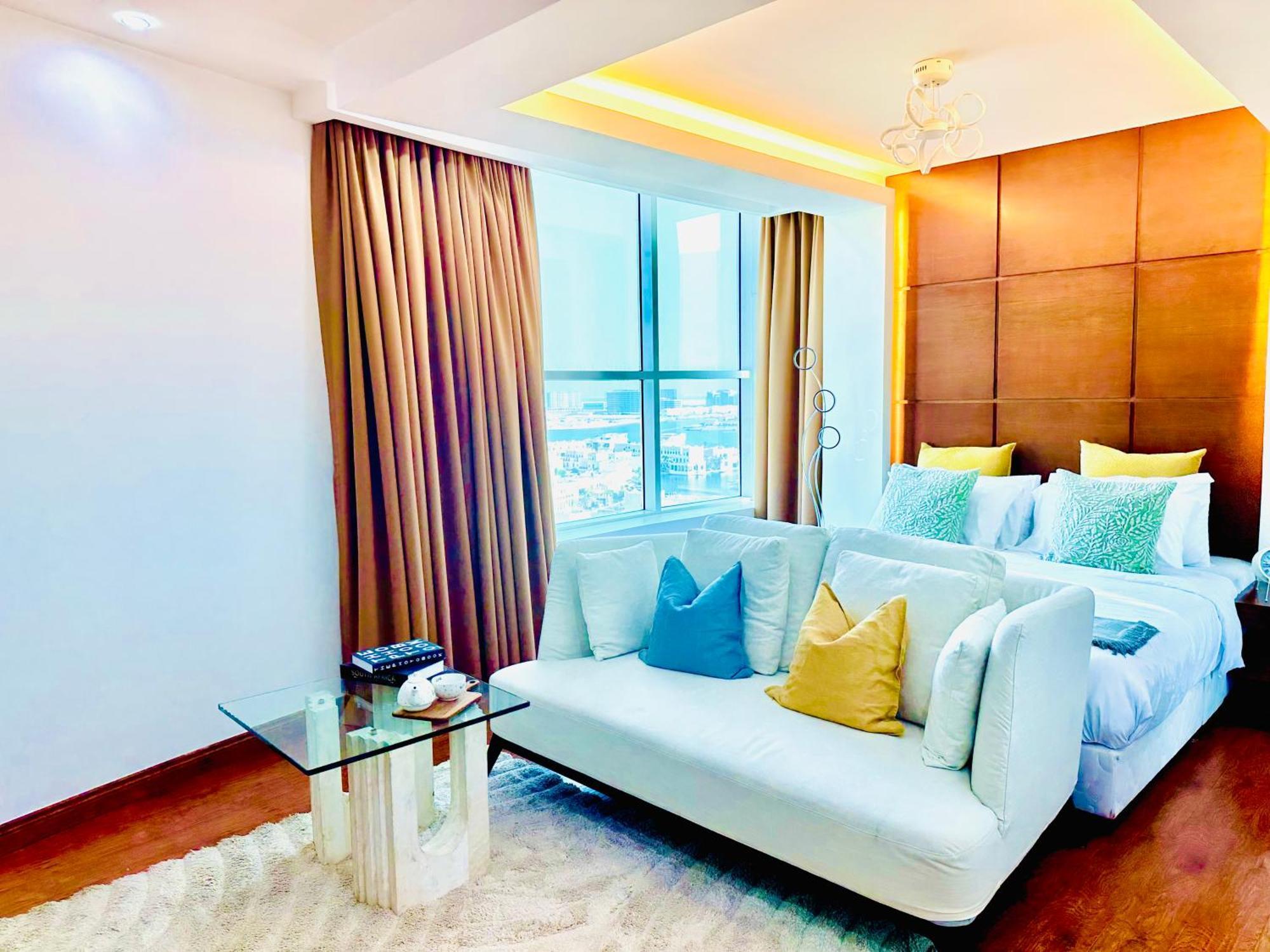Saxophone Suites Muharraq Eksteriør bilde