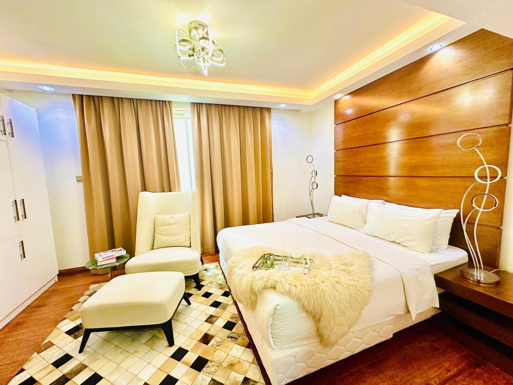 Saxophone Suites Muharraq Eksteriør bilde