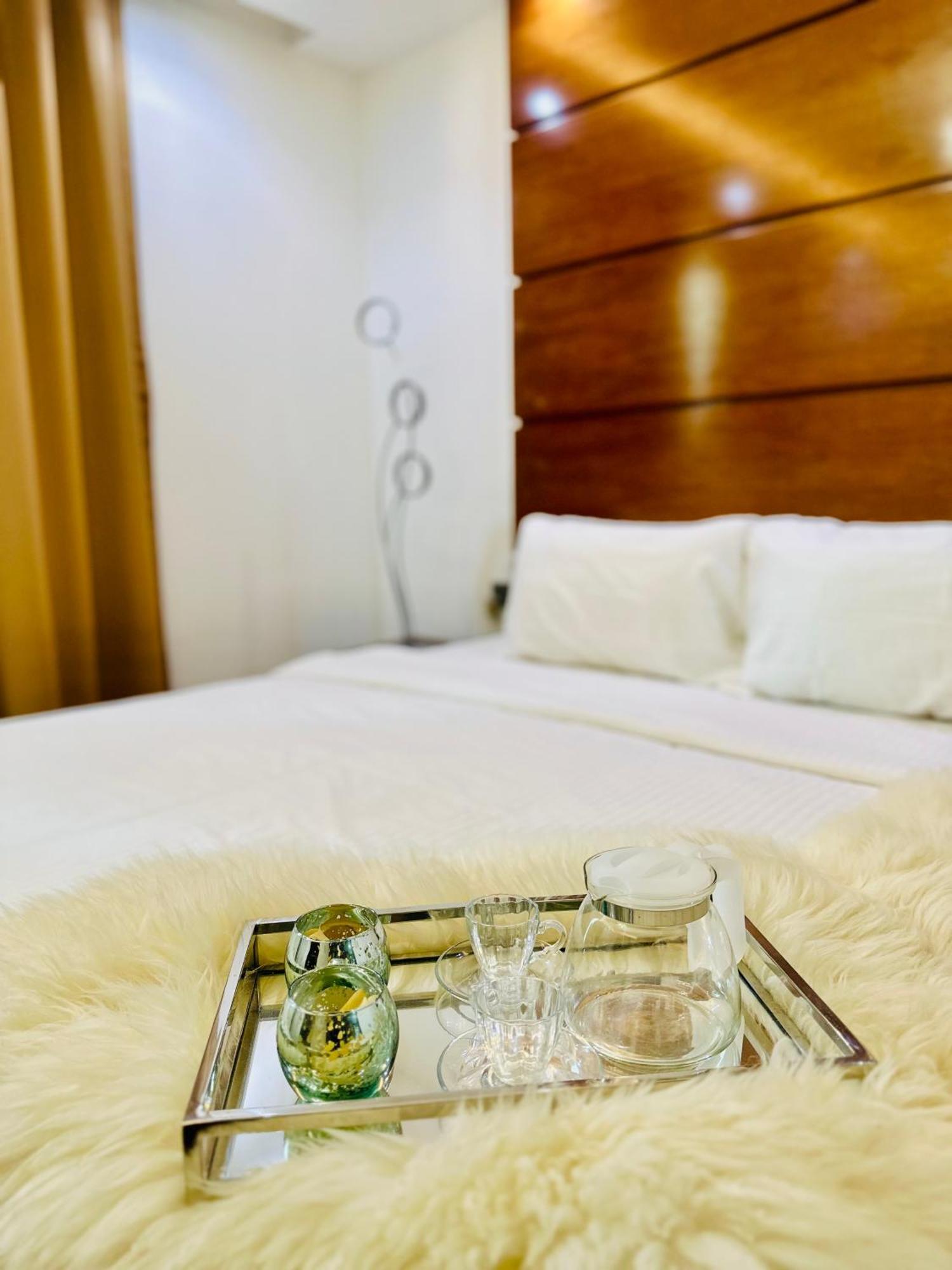Saxophone Suites Muharraq Eksteriør bilde